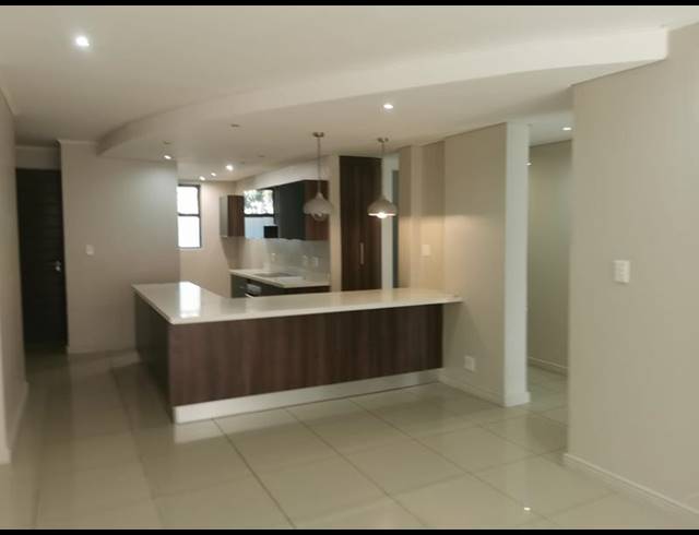 2 BEDROOM PROPERTY TO RENT IN MENLO PARK